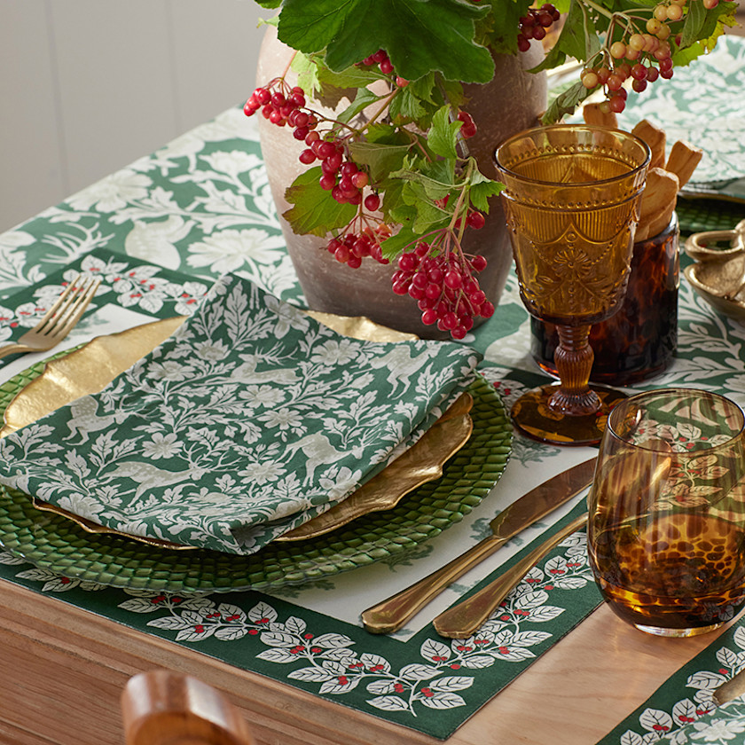 Deer Walk Napkins, Set of 4,Green Multi