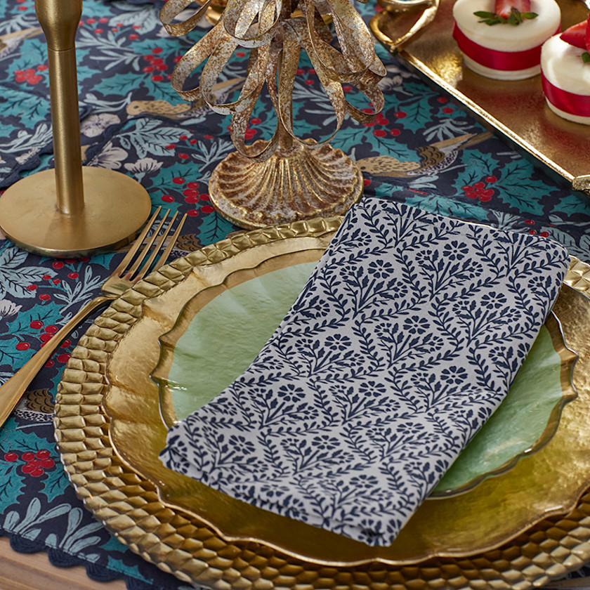 Bird Garden Napkins, Set of 4,Navy Multi
