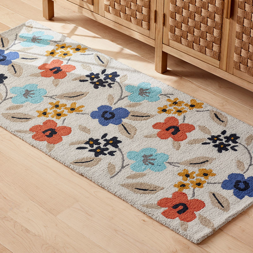 Hand-Hooked Indoor/Outdoor Rug - Claudia Floral, 24 in. x 36 in.,Claudia Floral