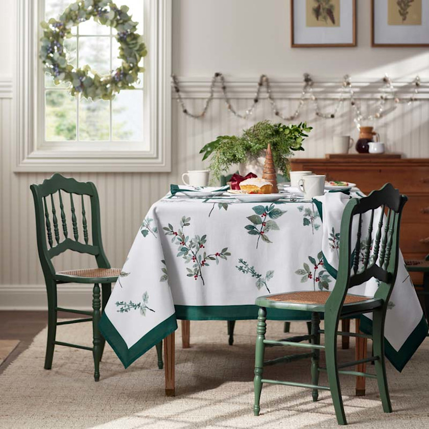Seasonal Printed Tablecloth - Floral Berry, 70 in. x 90 in.,Floral Berry