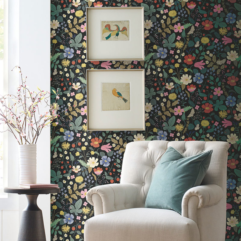 Strawberry Fields Traditional Wallpaper - Black & Green, Swatch,Black & Green