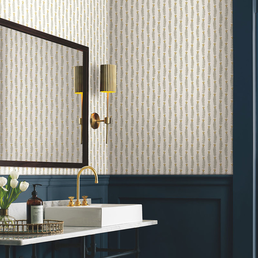 Eden Traditional Wallpaper - White Metallic Gold,White & Metallic Gold