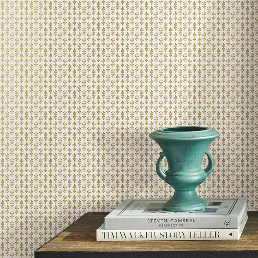 Petal Traditional Wallpaper - White Metallic Gold,White & Metallic Gold