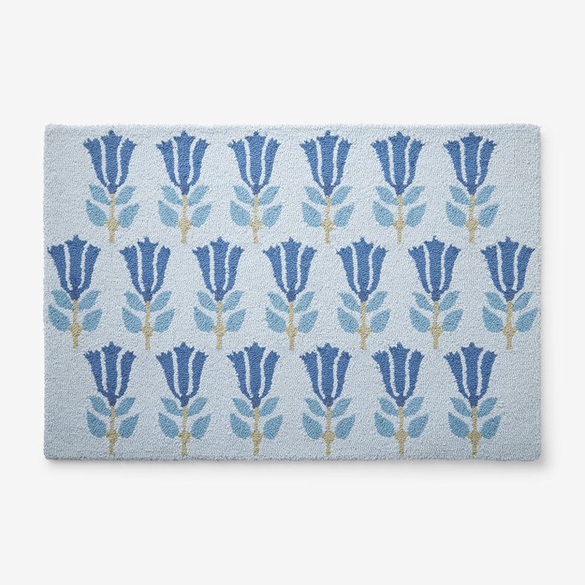 Hand-Hooked Indoor/Outdoor Rug
