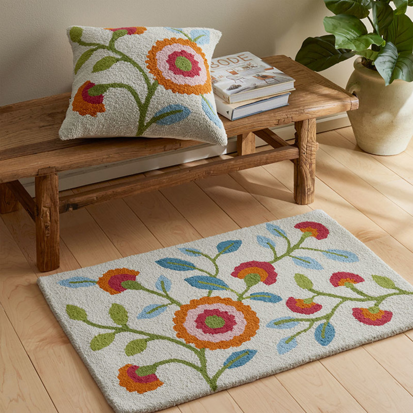Hand-Hooked Indoor/Outdoor Decorative Pillow - Dahlia Garden,Dahlia Garden