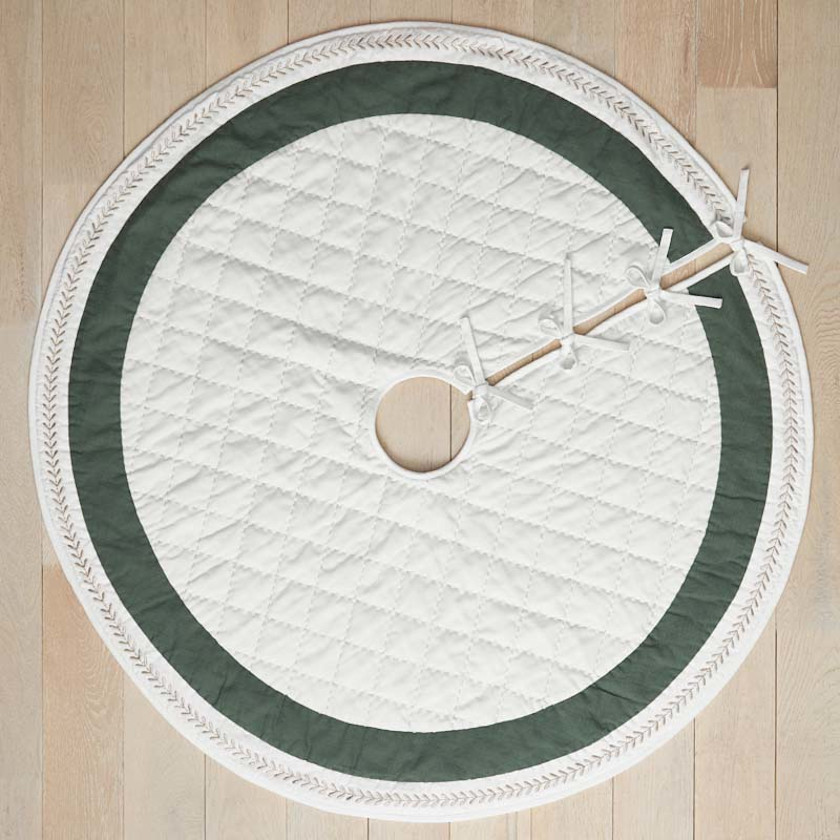 Artisan Chic Tree Skirt,Dark Green