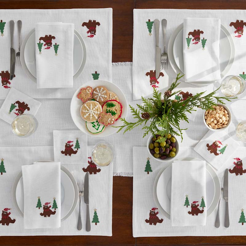 Embroidered Novelty Placemats, Set of 4 - Bear,Bear