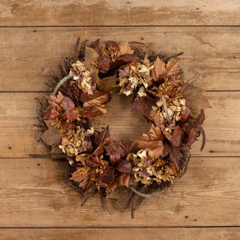 Maple Leaf & Berry Wreath & Garland