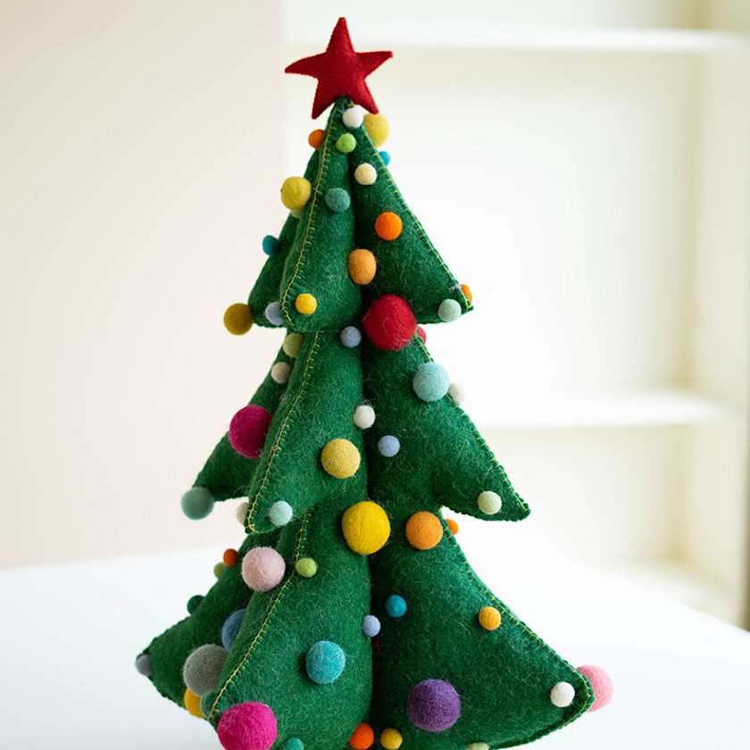 Merry & Bright Felt Christmas Tree