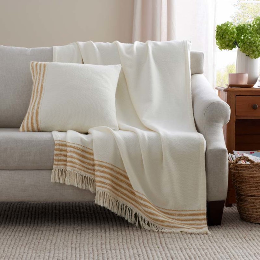 Belinha Throw - Gold,Gold