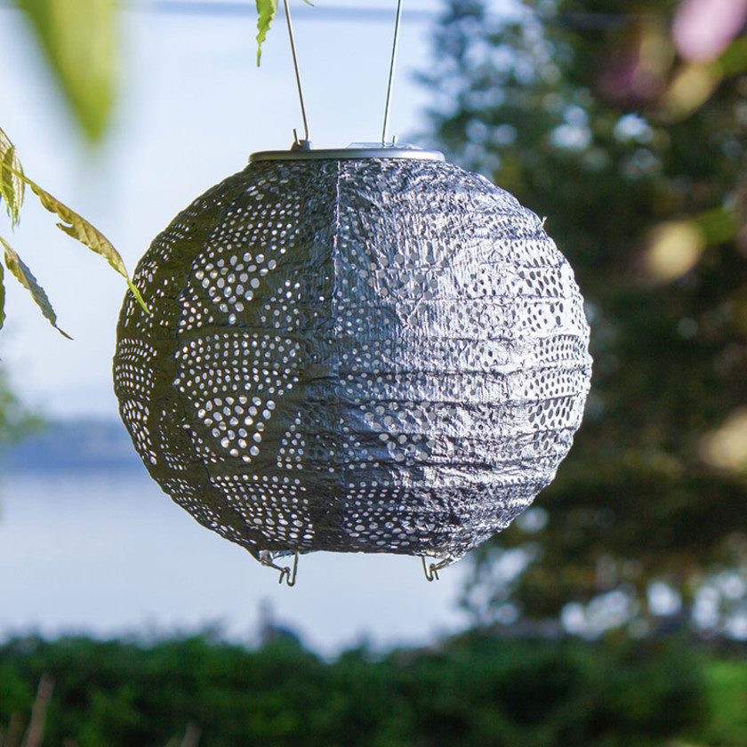 Soji™ Stella Globe Solar Outdoor Lantern