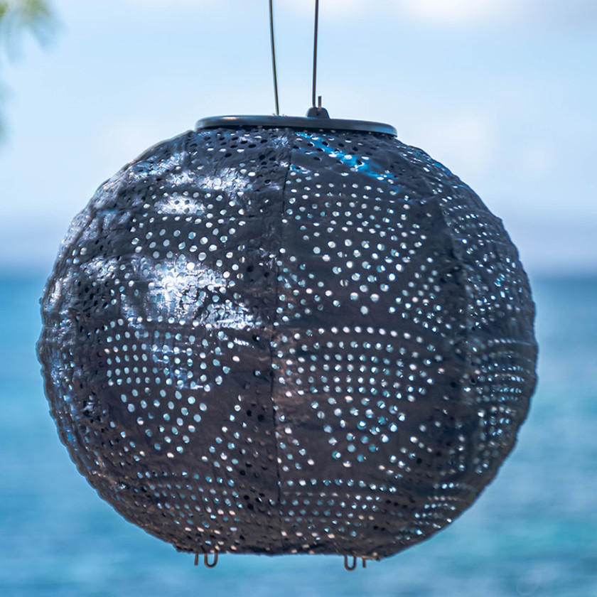 Soji™ Stella Globe Solar Outdoor Lantern