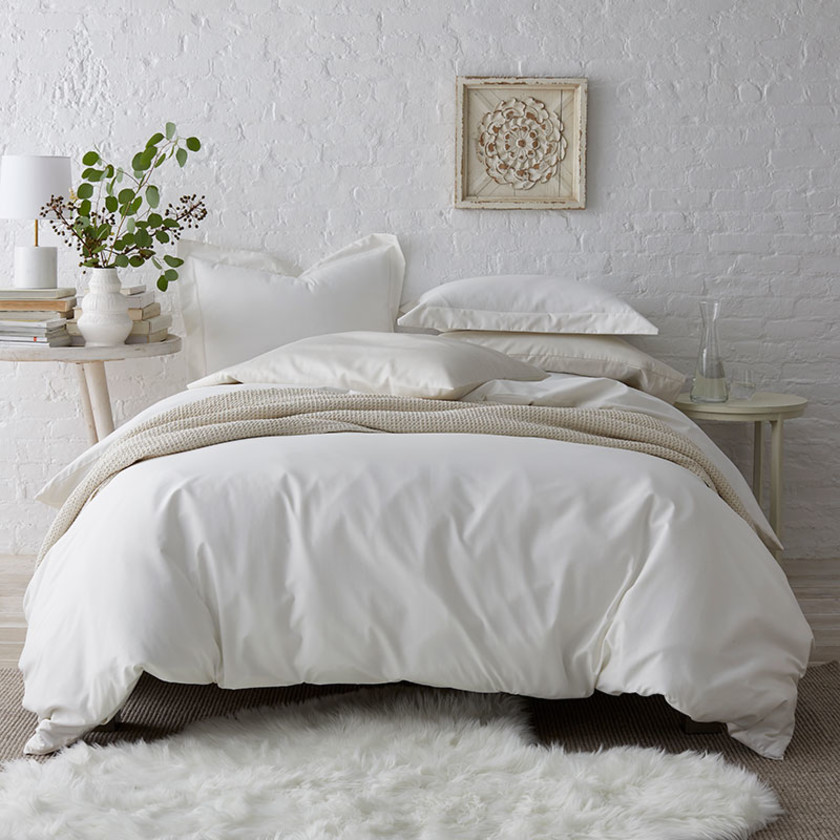 Classic Smooth Wrinkle-Free Sateen Bed Duvet Cover - White, Queen