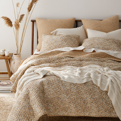 Kristina Floral Stripe Quilt - Taupe, Twin