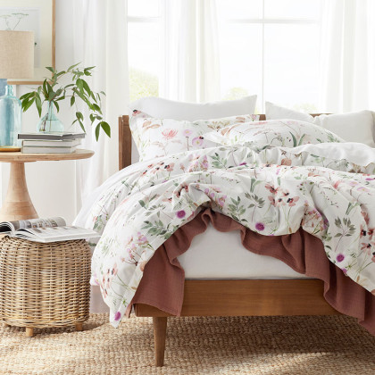 Spring Medley Premium Smooth Wrinkle-Free Sateen Bed Sheet Set - White Multi, King