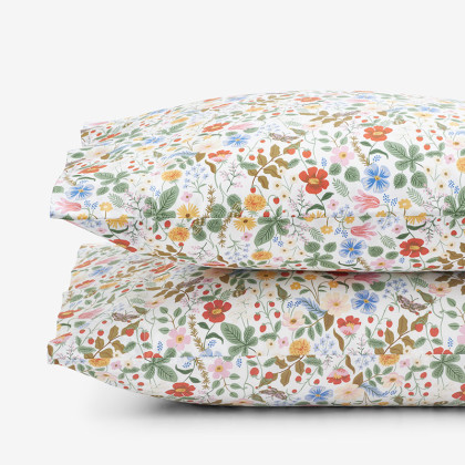 Strawberry Fields Classic Cool Cotton Percale Pillowcase Set