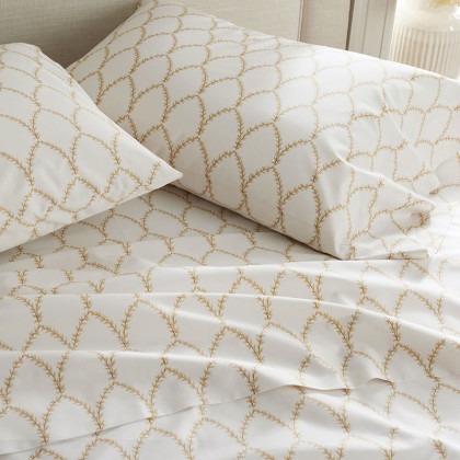 Laurel Classic Smooth Sateen Flat Bed Sheet - Gold, Twin/Twin XL