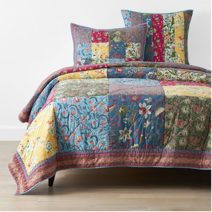 Bedspreads and 2024 quilts store