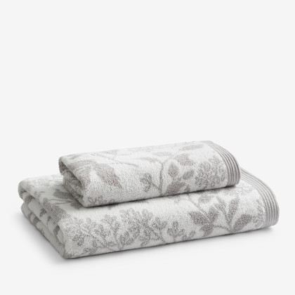 Ginkgo and Wildflower Jacquard Bath Towel - Gingko Silver