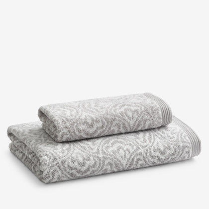 Ginkgo and Wildflower Jacquard Bath Towel - Gingko Silver