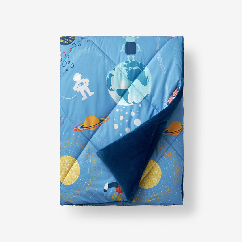 LoftAIRE™ Throw