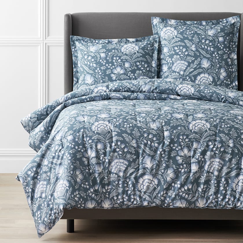 Winter Damask Premium Smooth Wrinkle-Free Sateen Comforter - Blue, Queen