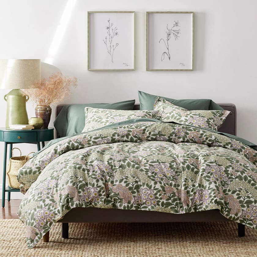 Vintage Jardin Premium Smooth Wrinkle-Free Sateen Pillowcases - Green, Standard