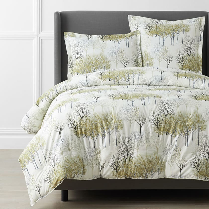 Winter Trees Premium Smooth Wrinkle-Free Sateen Comforter