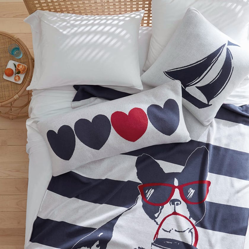 Summer Knit Pillow Cover - Sailboat