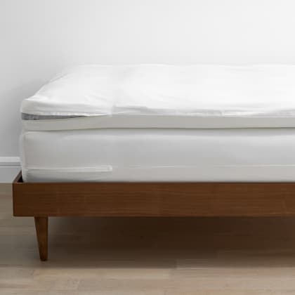 Legends Hotel™ Organic Cotton Sateen Featherbed Protector
