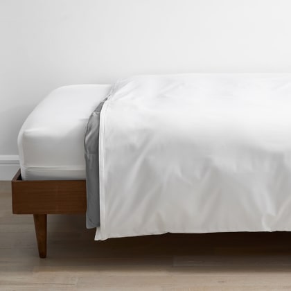 Legends Hotel™ Organic Cotton Sateen Comforter Protector - White