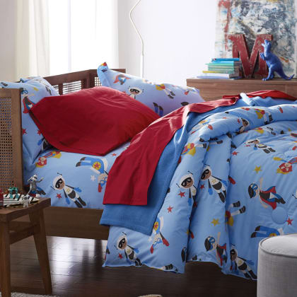 Company Kids™ Superheroes Organic Cotton Percale Comforter Set