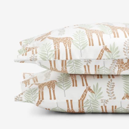 Company Kids™ Giraffe Play Organic Cotton Percale Pillowcases - Gray