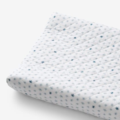 Company Kids™ Ditsy Star Organic Cotton Percale Quilted Changing Pad Cover - Blue