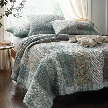 Jameela Cotton Voile Handcrafted Quilt