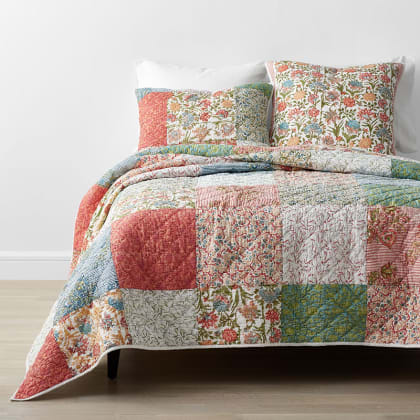 Delora Handcrafted Cotton Quilt