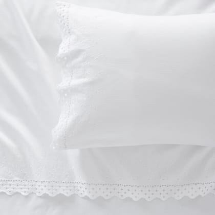 Legends Hotel™ Lace Velvet Flannel Flat Sheet  - White