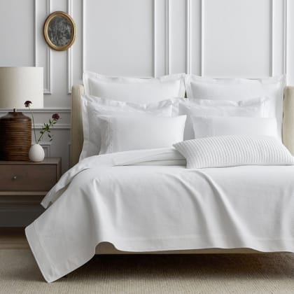 Legends Hotel™ Asher Cotton Matelassé Coverlet - White