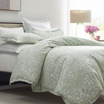 Legends Hotel™ Chiseled Floral Wrinkle-Free Sateen Duvet Cover