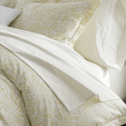 Legends Hotel™ Lila Floral Wrinkle-Free Sateen Comforter - Cornsilk