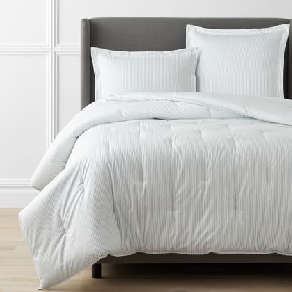 Legends Hotel™ Lila Stripe Wrinkle-Free Sateen Comforter - Cloud