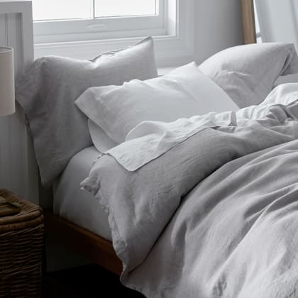 Legends Hotel™ Relaxed Chambray Linen Duvet Cover - Gray