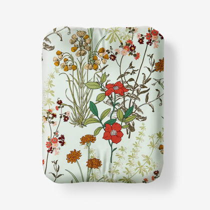 Legends Hotel™ Jardin Wrinkle-Free Sateen Fitted Sheet - Green Multi