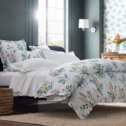 Legends Hotel™ Olivia Floral Wrinkle-Free Sateen Flat Sheet