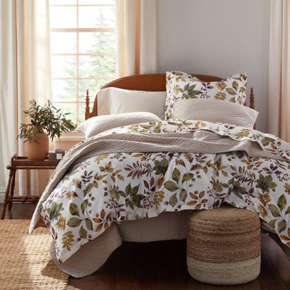 Legends Hotel™ Fall Leaves Wrinkle-Free Sateen Pillowcases