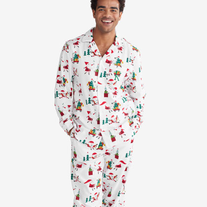 Company Cotton™ Family Flannel Mens Classic Pajama Set - Santa