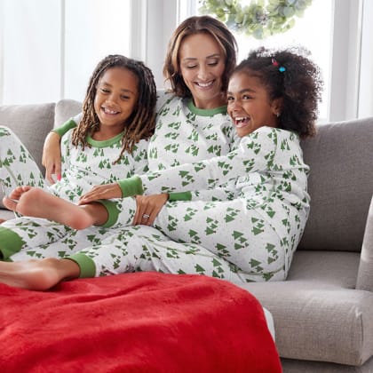 Company Organic Cotton™ Matching Family Pajamas – Womens Pajama Set - Holly Trees