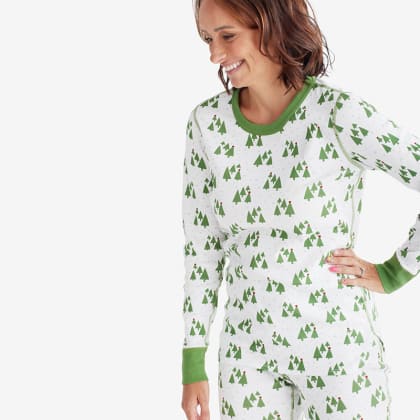 Company Organic Cotton™ Matching Family Pajamas – Womens Pajama Set - Holly Trees