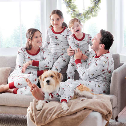Company Organic Cotton™ Matching Family Pajamas – Womens Pajama Set - Skiing Animals