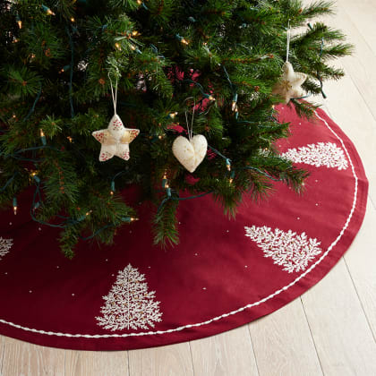 Legends Luxury™ Holiday Tree Skirt - Evergreen Trees Red